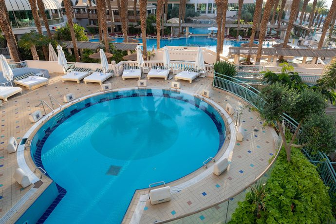 Imagen de la piscina del Hotel Herods Vitalis Spa Eilat. Foto 20
