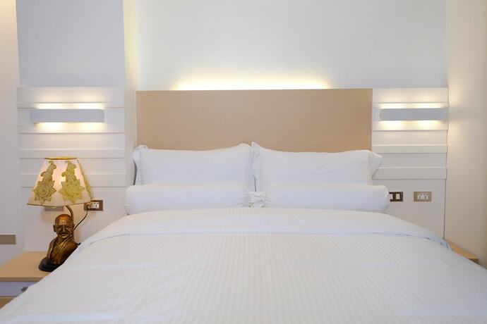 Imagen de la habitación del Hotel Heroes. Foto 16