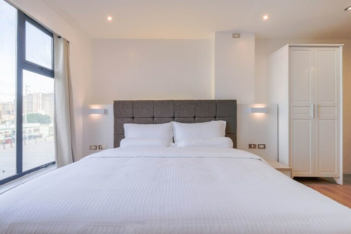 Imagen de la habitación del Hotel Heroes. Foto 20