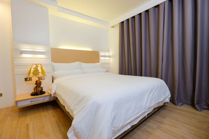 Imagen de la habitación del Hotel Heroes. Foto 24