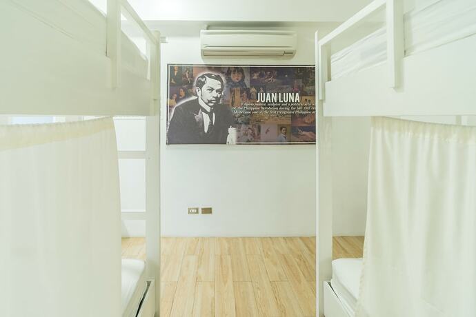 Imagen de la habitación del Hotel Heroes. Foto 25