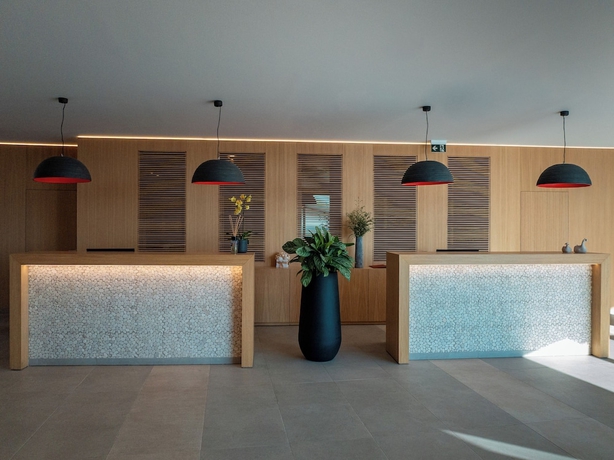Imagen de los interiores del Hotel Heromylos Resort And Spa. Foto 15
