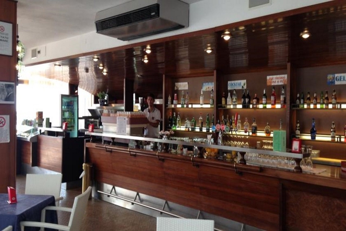 Imagen general del Hotel Heron. Foto 12