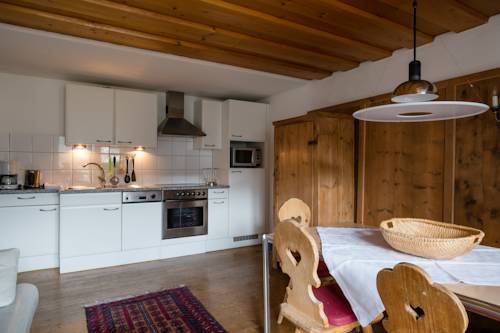 Imagen de la habitación del Hotel Herrenhaus Greier. Foto 10