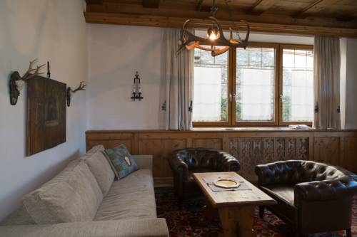 Imagen de la habitación del Hotel Herrenhaus Greier. Foto 11