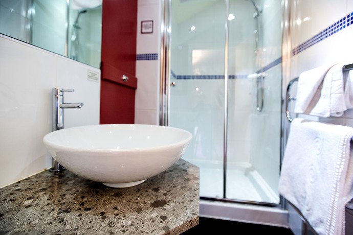 Imagen de la habitación del Hotel Herriots. Foto 20