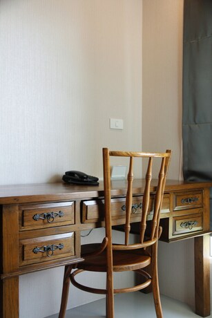 Imagen de la habitación del Hotel Herry Residence. Foto 9