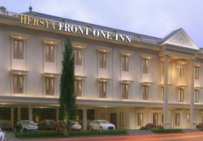 Imagen general del Hotel Hersya Front One Inn Surabaya. Foto 1