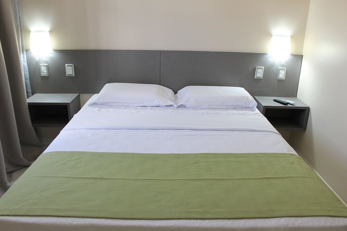 Imagen de la habitación del Hotel Herval Park. Foto 19