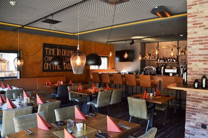 Imagen del bar/restaurante del Hotel Herz3. Foto 6