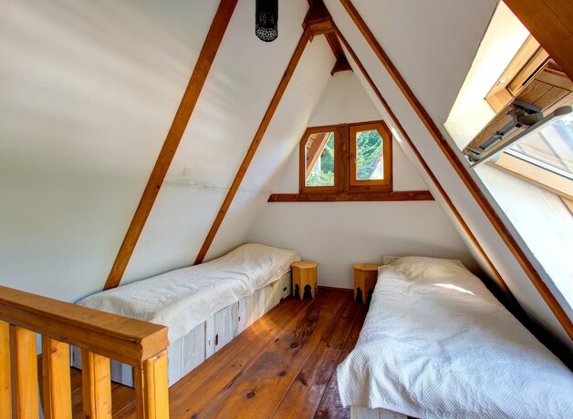 Imagen de la habitación del Hotel Herzegovina Lodges. Foto 17