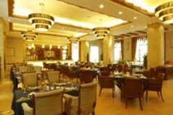 Imagen del bar/restaurante del Hotel Heshan Contry Garden Phoenix. Foto 3