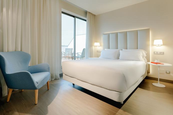 Imagen de la habitación del Hotel Hesperia A Coruña Centro. Foto 13