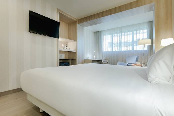 Imagen de la habitación del Hotel Hesperia A Coruña Centro. Foto 16