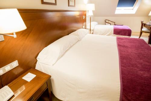 Imagen de la habitación del Hotel Hesperia Andorra. Foto 10