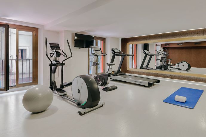 Imagen de los interiores del Hotel Hesperia Barri Gòtic. Foto 20