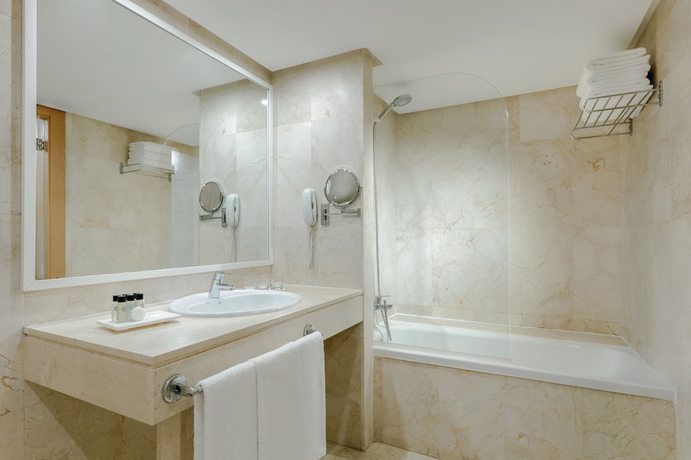 Imagen de la habitación del Hotel Hesperia Ciudad De Mallorca. Foto 4