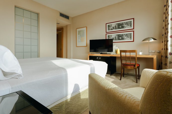 Imagen de la habitación del Hotel Hesperia Presidente. Foto 8