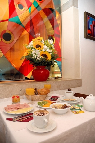 Imagen del bar/restaurante del Hotel Hesperia, Venecia. Foto 2