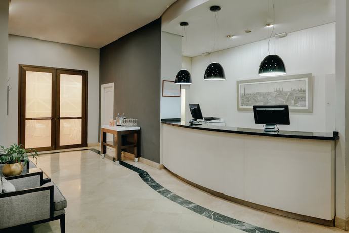 Imagen de los interiores del Hotel Hesperia Zaragoza Centro. Foto 16