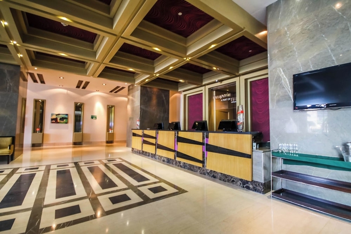 Imagen de los interiores del Hotel Hesperia de Valencia. Foto 13