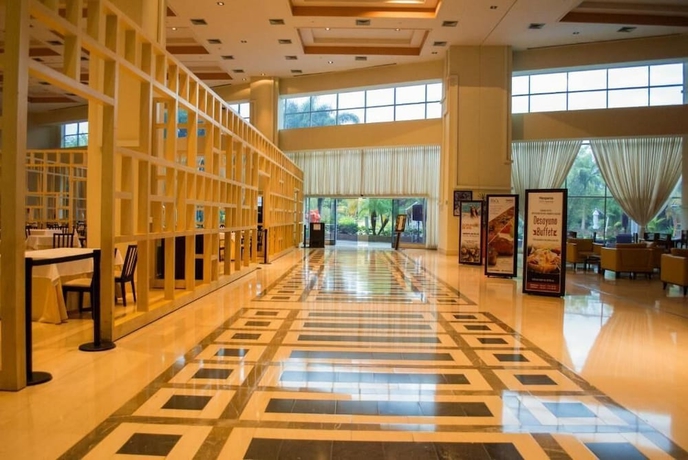 Imagen de la habitación del Hotel Hesperia de Valencia. Foto 10