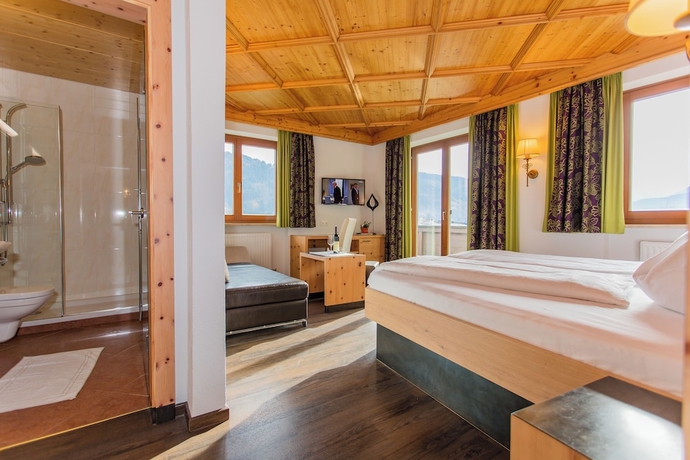 Imagen de la habitación del Hotel Hettlerhof. Foto 6