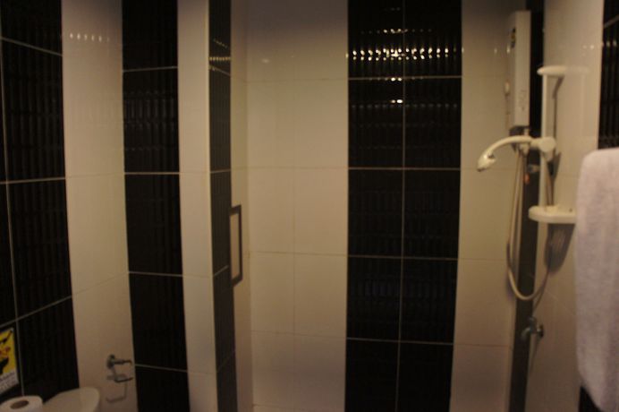 Imagen de la habitación del Hotel Heuang Chaleun. Foto 8