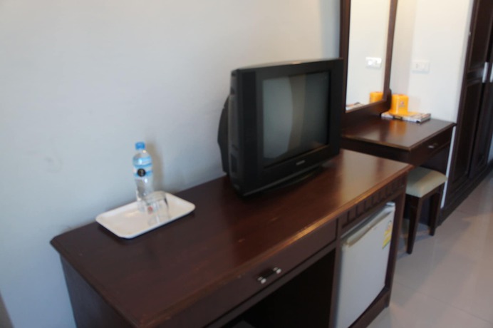 Imagen de la habitación del Hotel Heuang Chaleun. Foto 11
