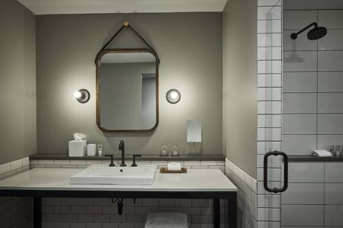 Imagen de la habitación del Hotel Hewing. Foto 3