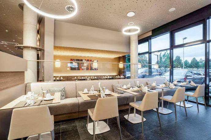 Imagen del bar/restaurante del Hotel Hey Lou Hotel Monheim am Rhein. Foto 2