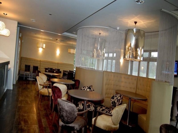 Imagen general del Hotel Heythrop Park Hotel. Foto 3