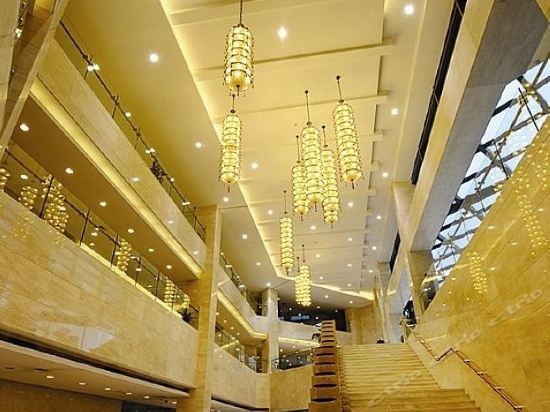 Imagen de los interiores del Hotel Heyuan Royal Garden. Foto 8