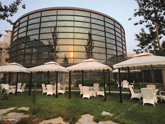 Imagen de los exteriores del Hotel Heyuan Royal Garden. Foto 5