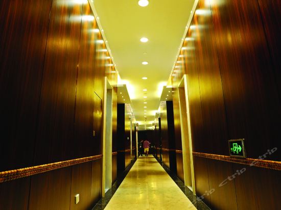 Imagen de los interiores del Hotel Heyuan Royal Garden. Foto 11