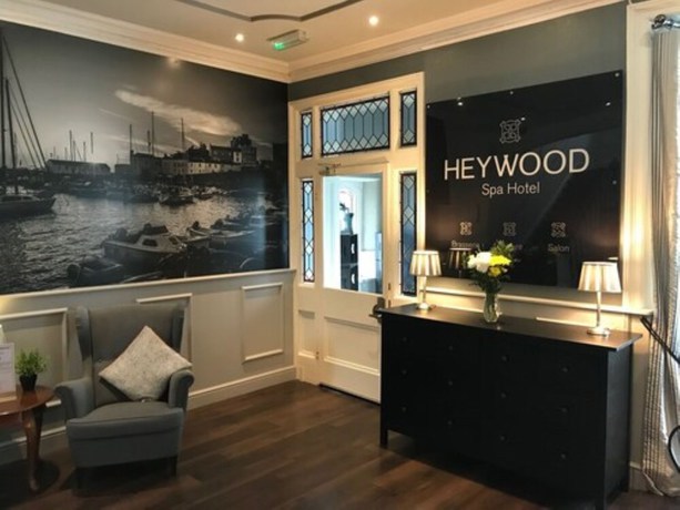 Imagen de los interiores del Hotel Heywood Spa. Foto 20