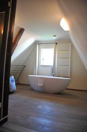 Imagen de la habitación del Hotel Hezelhof. Foto 11