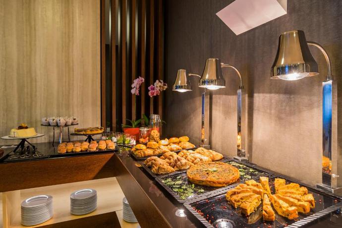 Imagen general del Hotel Hf Fénix Urban. Foto 13