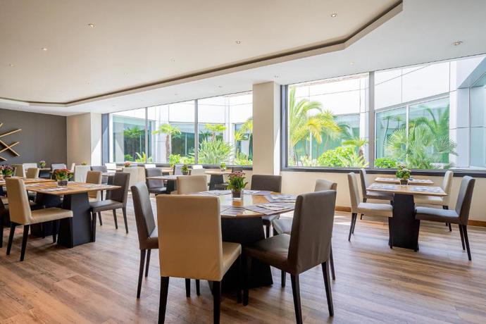 Imagen general del Hotel Hf Ipanema Park. Foto 15