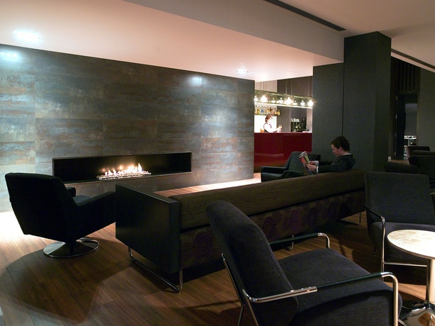 Imagen de los interiores del Hotel Hg La Molina. Foto 9