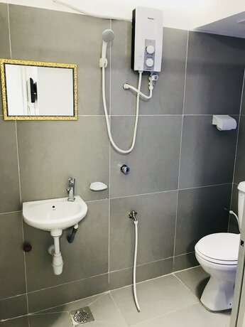 Imagen general del Hotel H-hotel. Foto 9