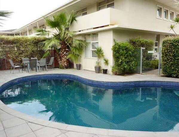 Imagen general del Hotel Hi 5 Luxury Holiday Apartments. Foto 6