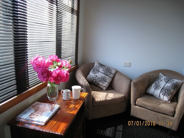 Imagen de la habitación del Hotel Hi George Bed and Breakfast. Foto 8