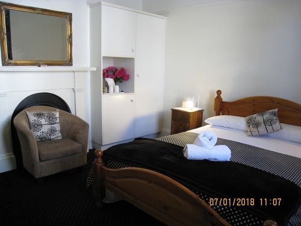Imagen de la habitación del Hotel Hi George Bed and Breakfast. Foto 12