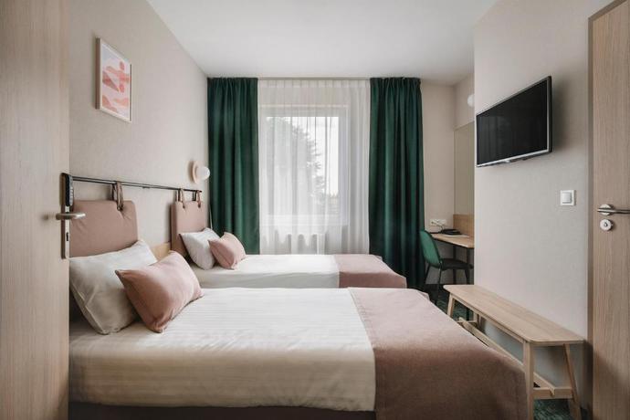 Imagen de la habitación del Hotel Hi Hotel Gdansk Airport. Foto 3