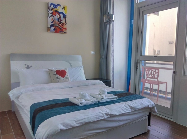 Imagen de la habitación del Hotel Hi Inn. Foto 5
