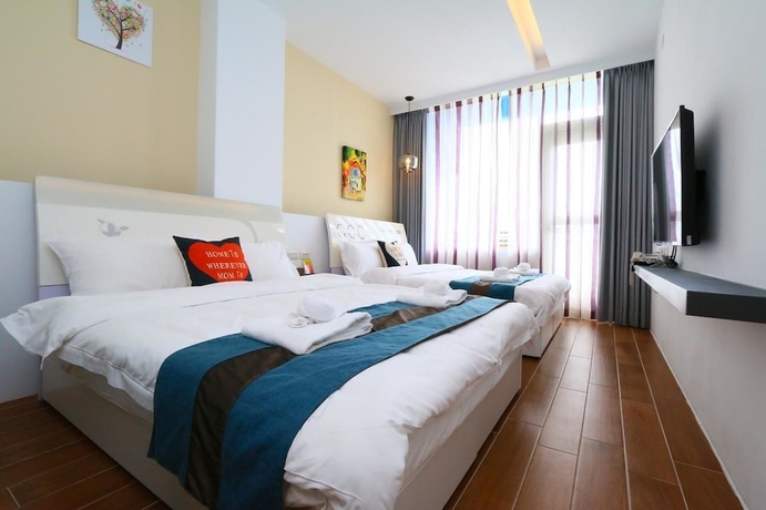Imagen de la habitación del Hotel Hi Inn. Foto 6