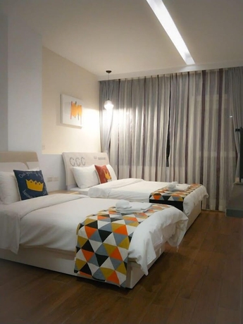 Imagen de la habitación del Hotel Hi Inn. Foto 9