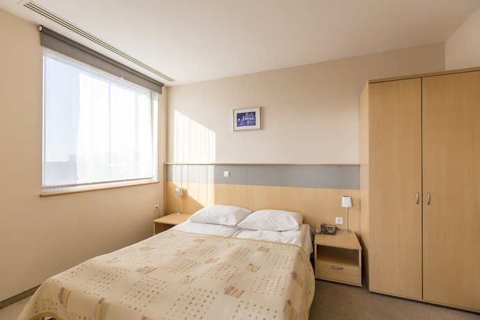 Imagen de la habitación del Hotel Hi Lechicka. Foto 13
