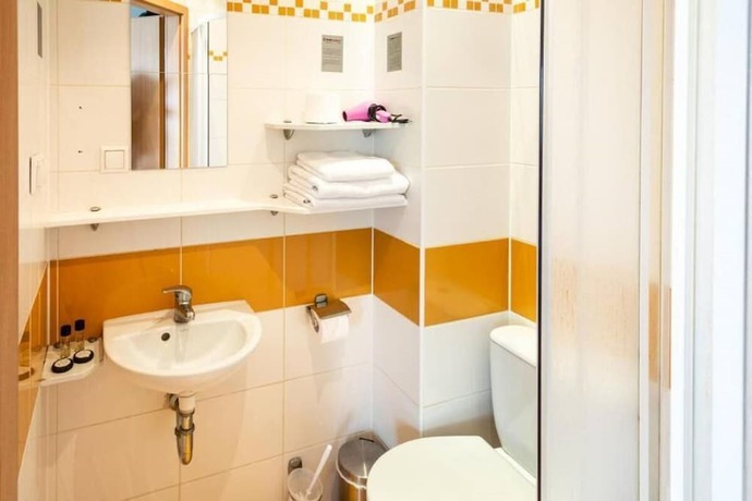 Imagen de la habitación del Hotel Hi Lechicka. Foto 16
